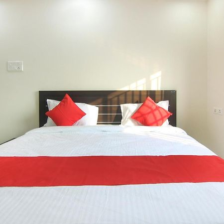 Hotel O Villa 31 Akot Екстериор снимка